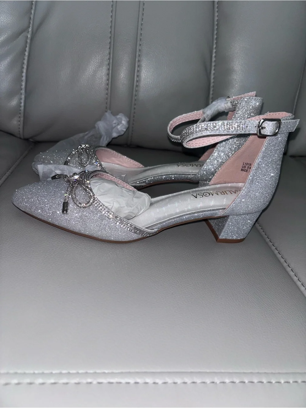 Laurmosa Girl’s Closed Toe Glitter Low Heel Shoes Size 5MT NEW
